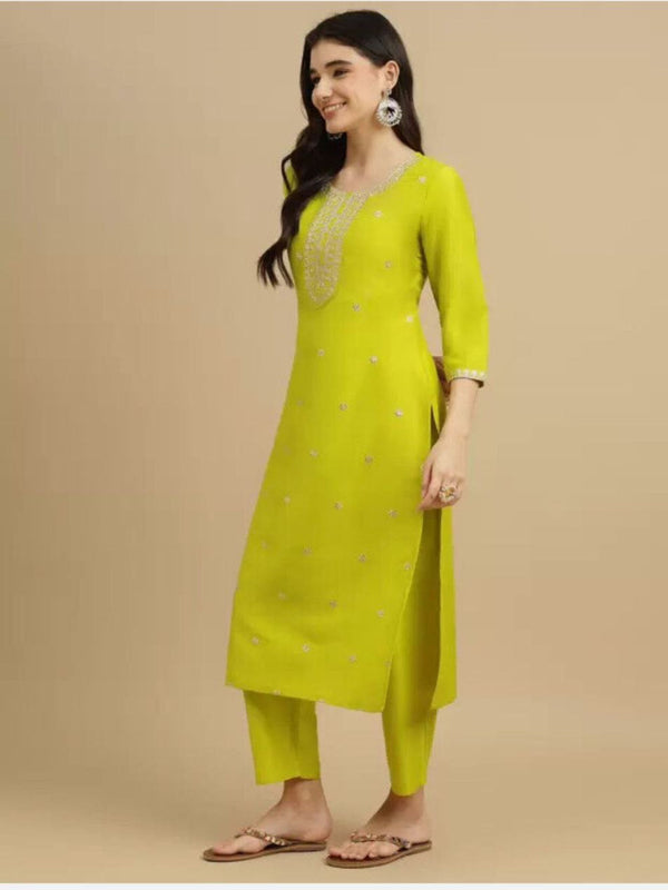 Yellow Kurta Suit Sets for Women by Dreamstyle.