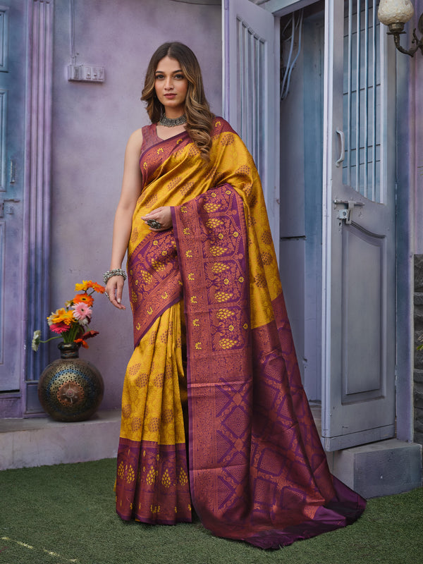 Floral Designer Women’s Banarasi Silk Ethnic Motifs Woven Zari Border Saree With Blouse